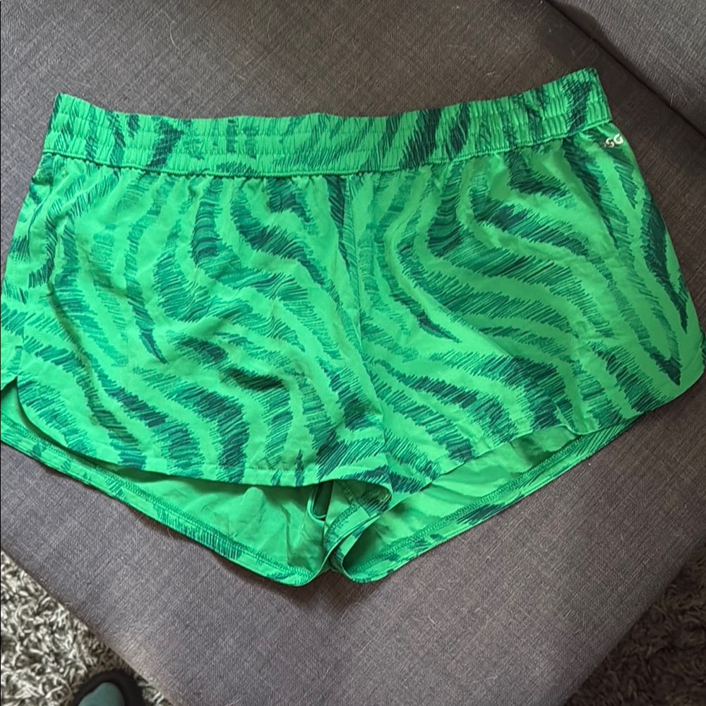 Women’s DSG Green Athletic Shorts with Zebra Pattern and Elastic Waistband sz XL
